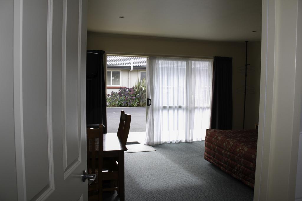 Heritage Court Motel Invercargill Exterior photo
